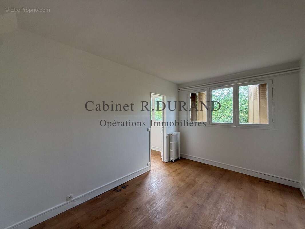 Appartement 40 m² à Colombes  - photo 3