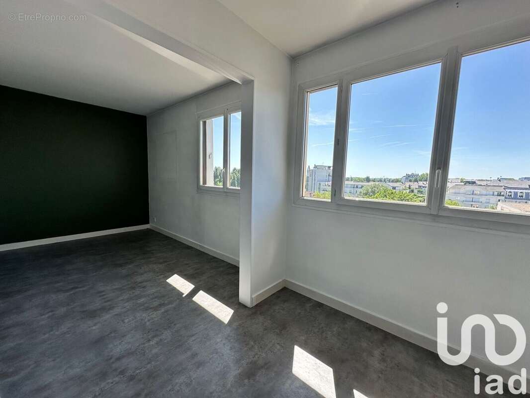 Photo 3 - Appartement à NOGENT-SUR-MARNE