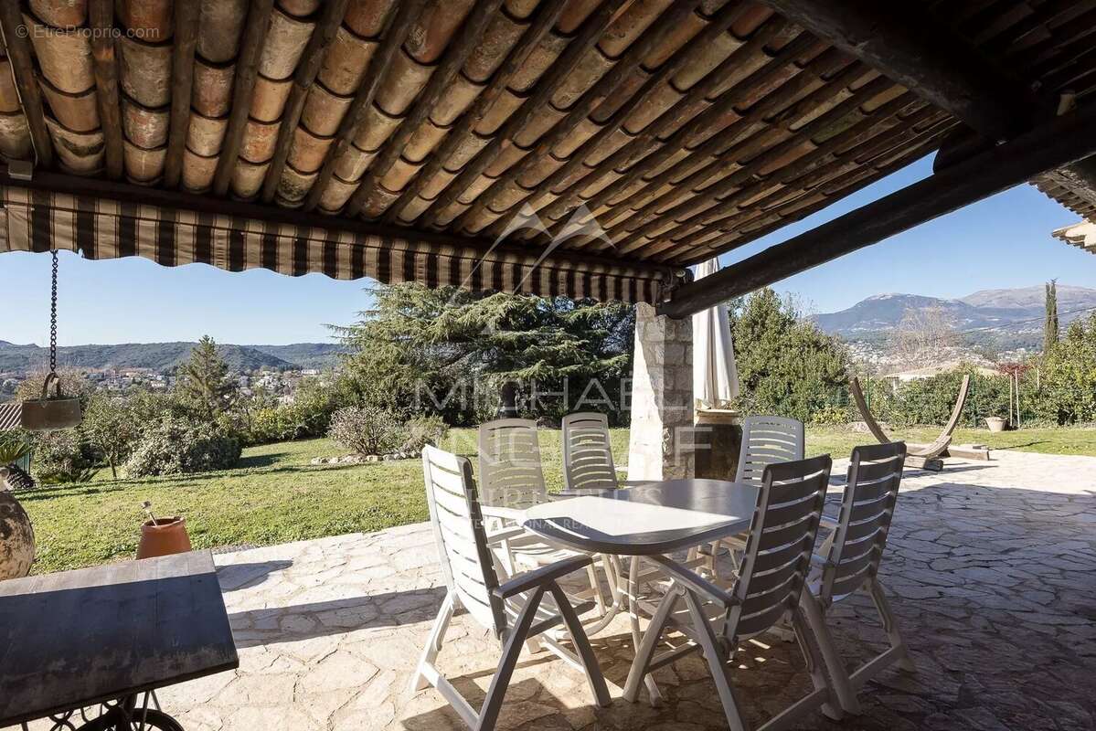 Maison à CAGNES-SUR-MER