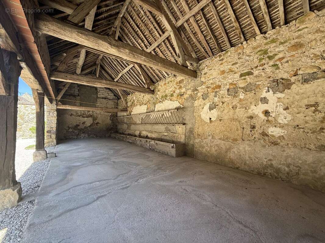 Maison à VILLEMANOCHE