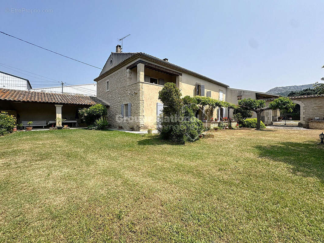 Maison à CHEVAL-BLANC