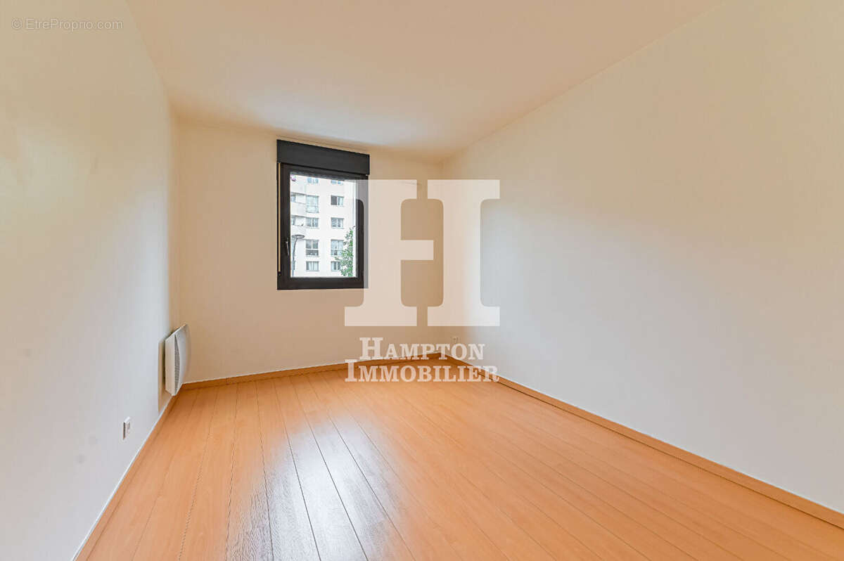 Appartement à PARIS-19E