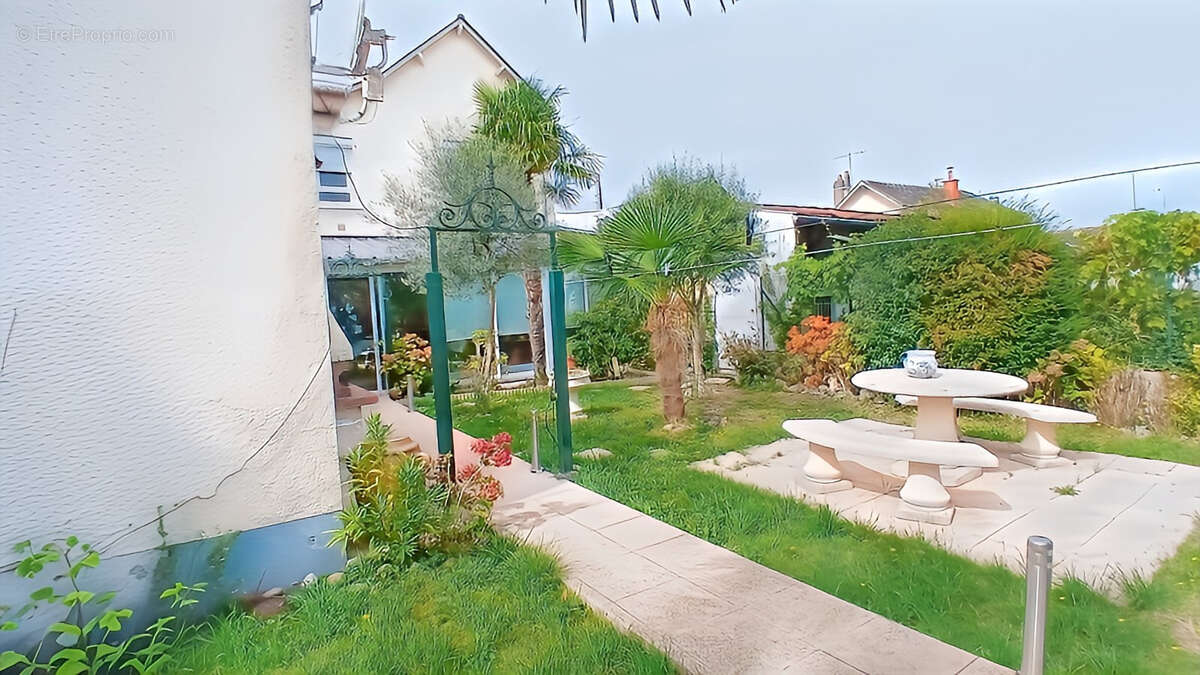 Maison à BRIVE-LA-GAILLARDE