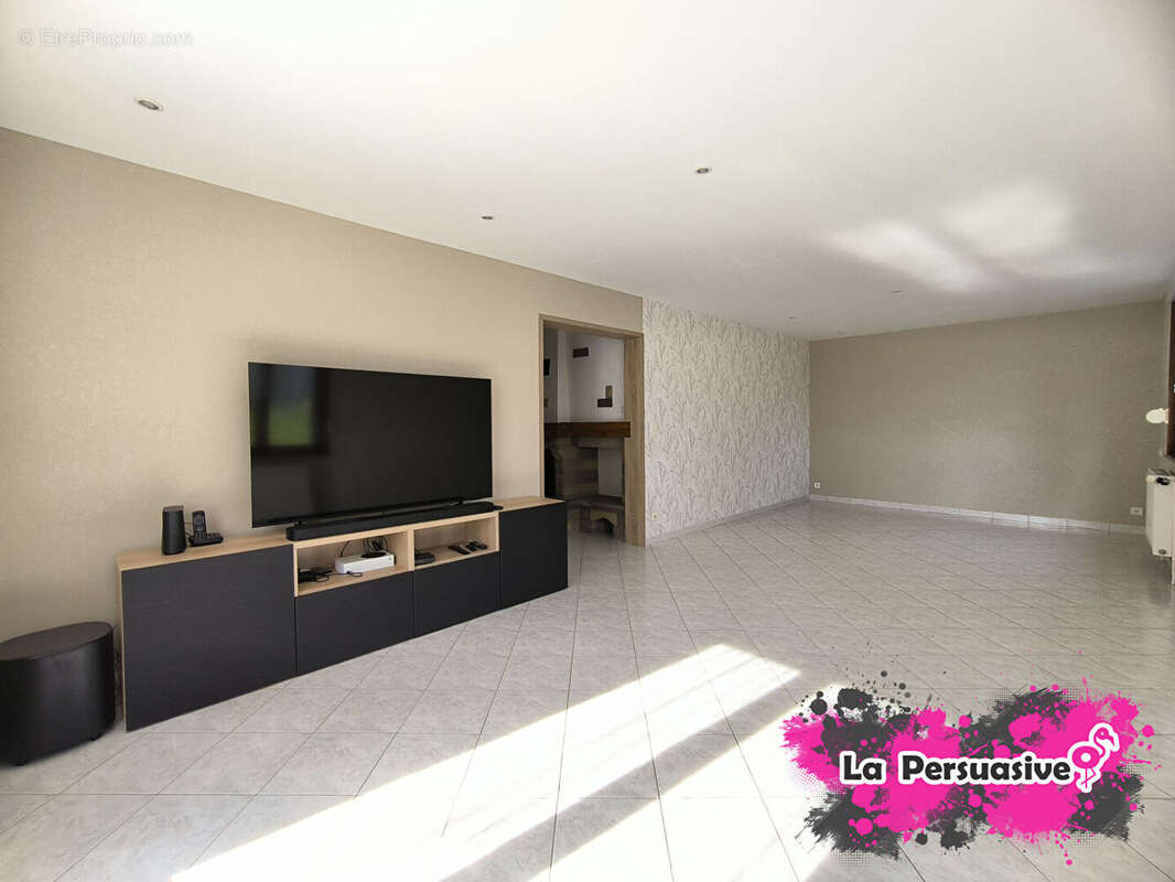 Maison à FOUGEROLLES