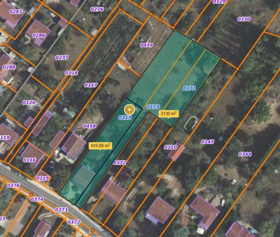 Terrain à MEHUN-SUR-YEVRE