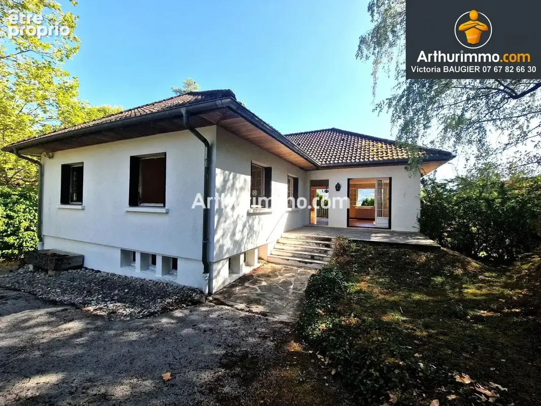 LONS-LE-SAUNIER (39 JURA), à vendre maison individuelle 140 m², 4 chambres, 6 pièces, 1 garage, parc de 2 250 m² et vue exceptio - photo 7