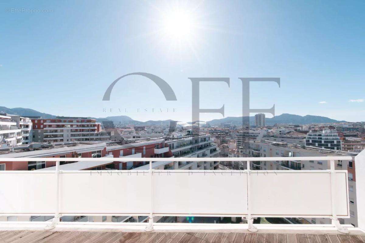 Appartement à MARSEILLE-8E