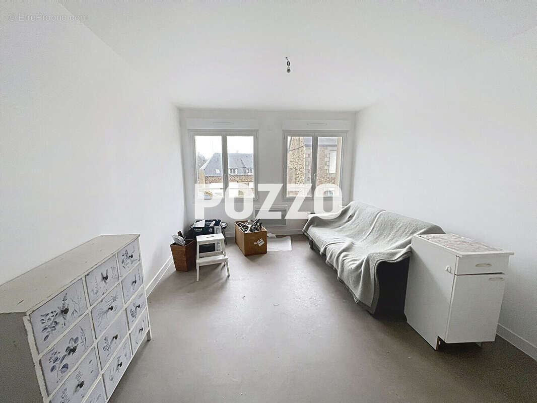 Appartement à SAINT-HILAIRE-DU-HARCOUET