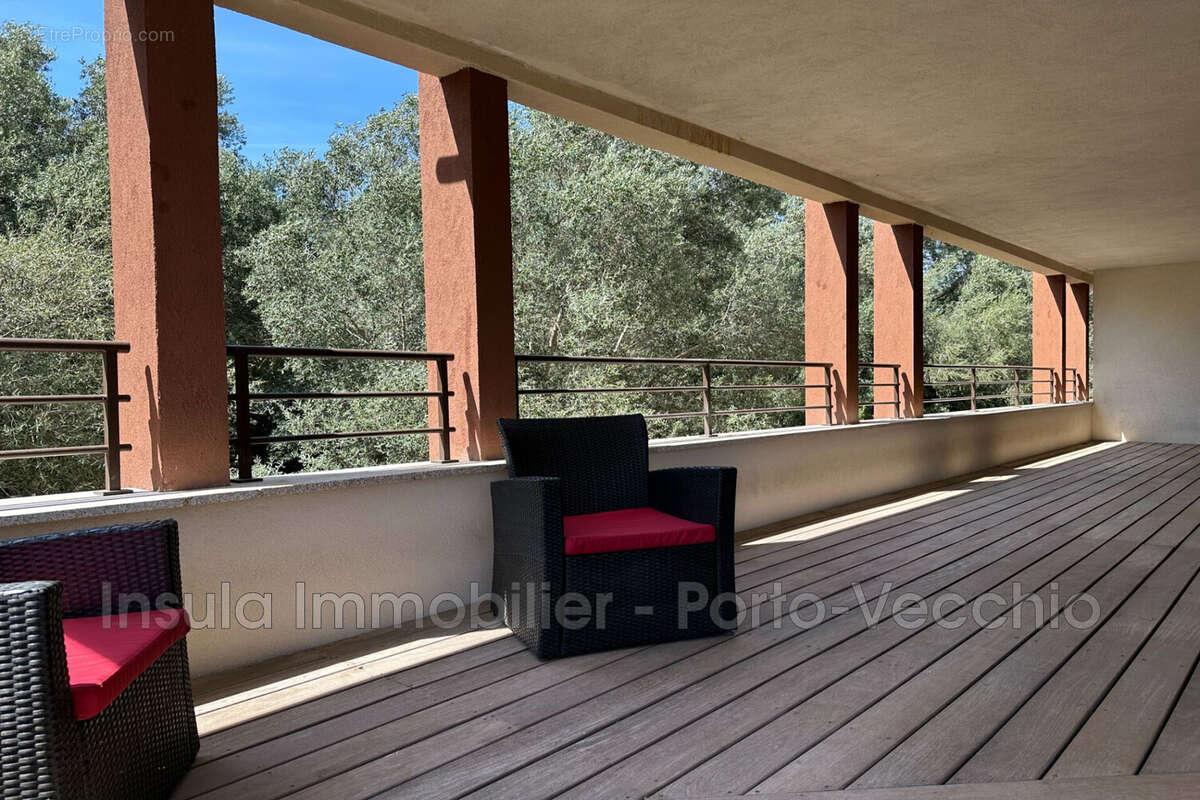 Appartement 74 m² à Porto-Vecchio  - photo 4