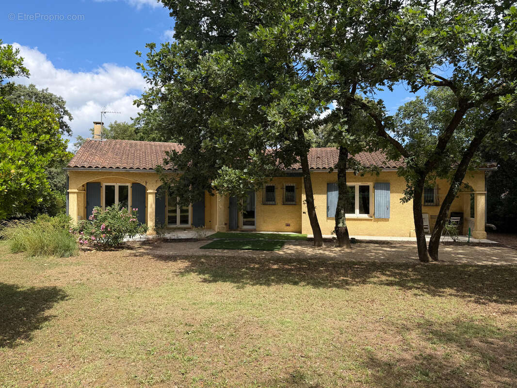 Maison à UZES