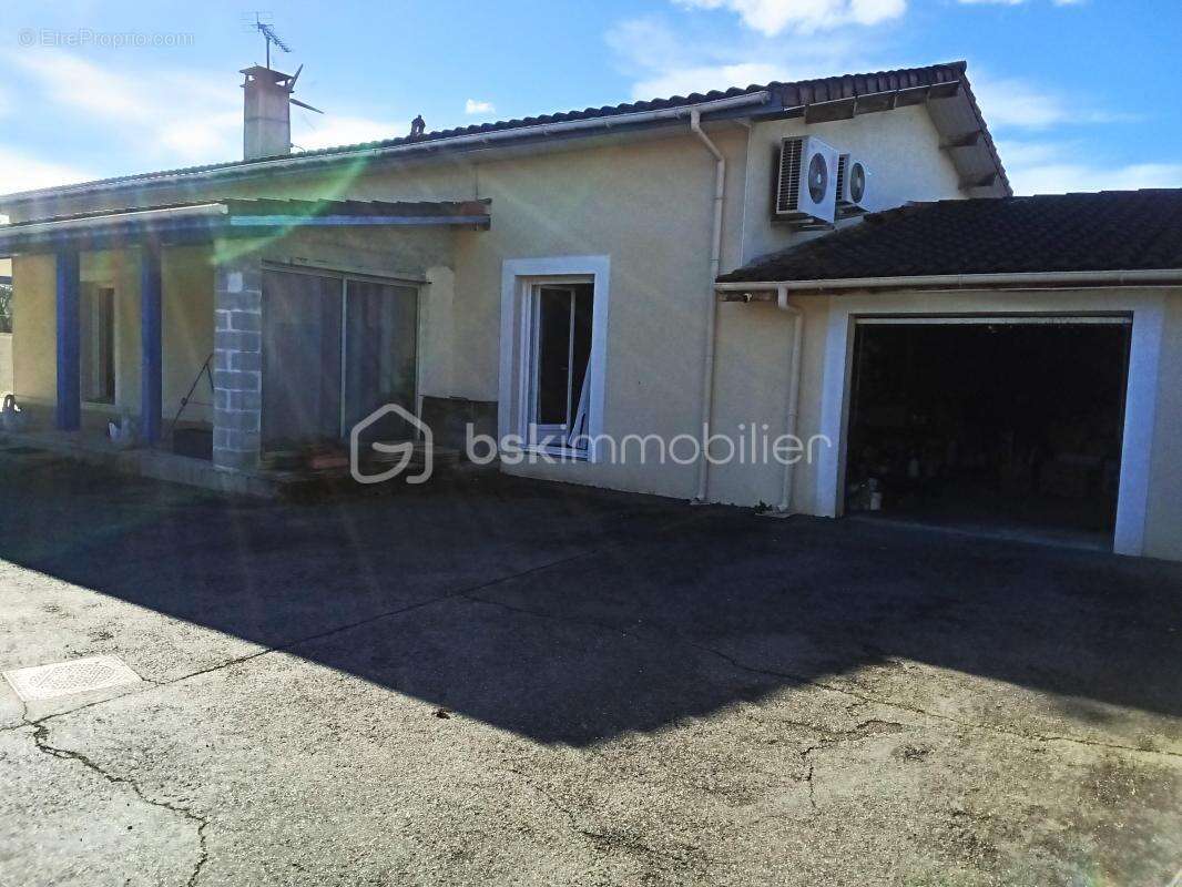 Maison de plain pied de 136 m2 sur 1 500 m2 de terrain - photo 13