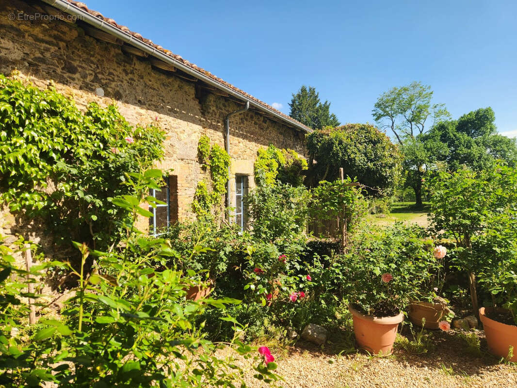 Maison à LA COQUILLE