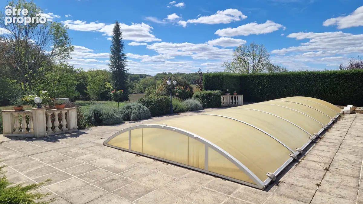 Pavillon plain-pied  - 5 pièces - 4 chambres - jardin - piscine - photo 18