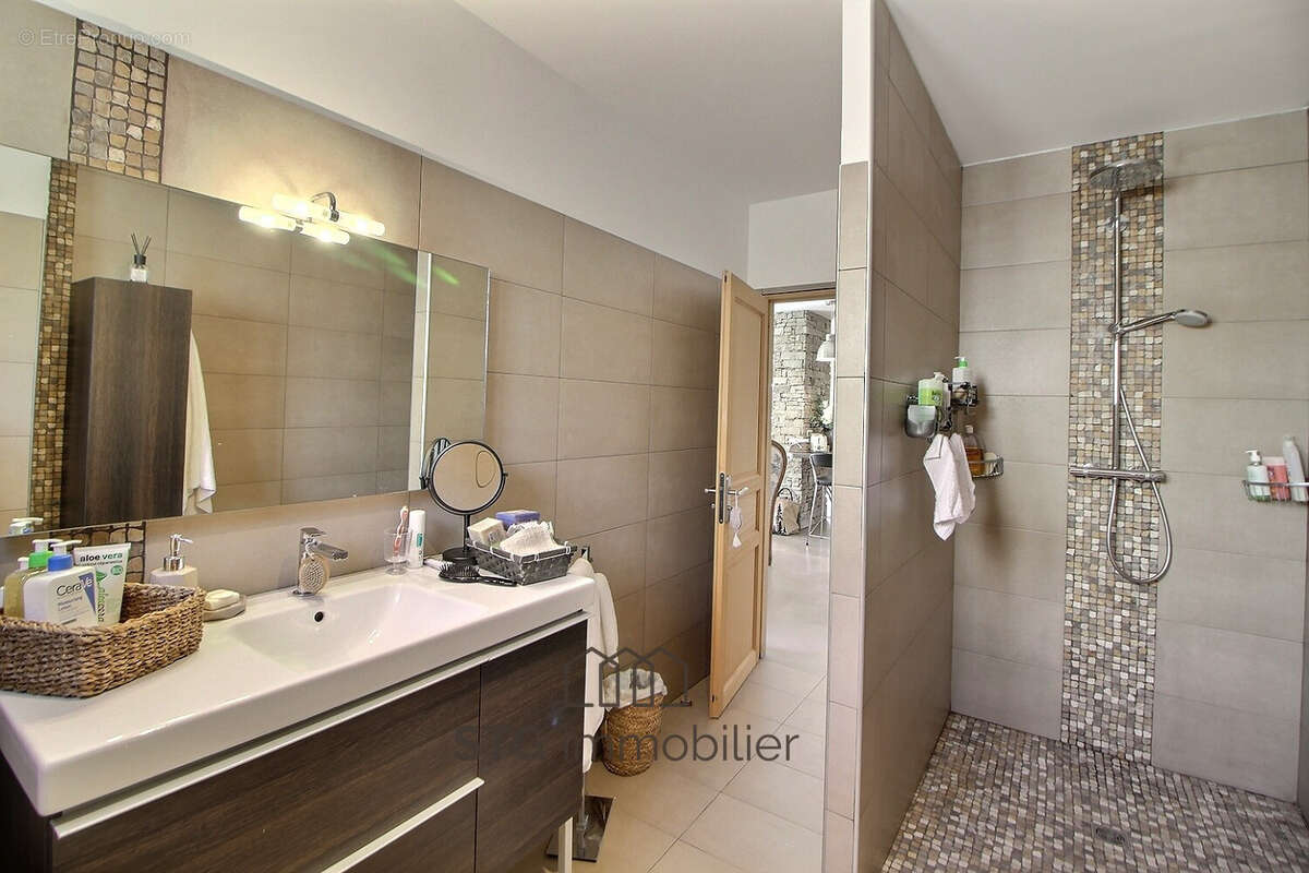 Vente maison T5 avec studio à Bastelica - photo 9