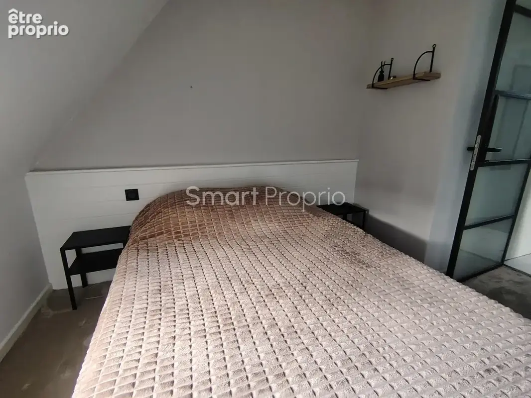 Nouveauté, en Exclusivité! SAINT-ANDRÉ-DES-EAUX   Appartement T3 de 40m2 en duplex avec terrasse, cheminée et - photo 7