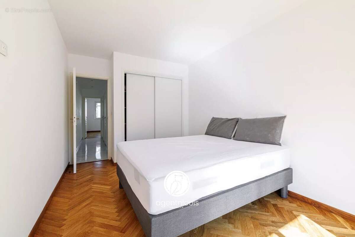 Nice // fleurs - rue de france : 3 pieces / rénové / balcon / traversant - photo 14