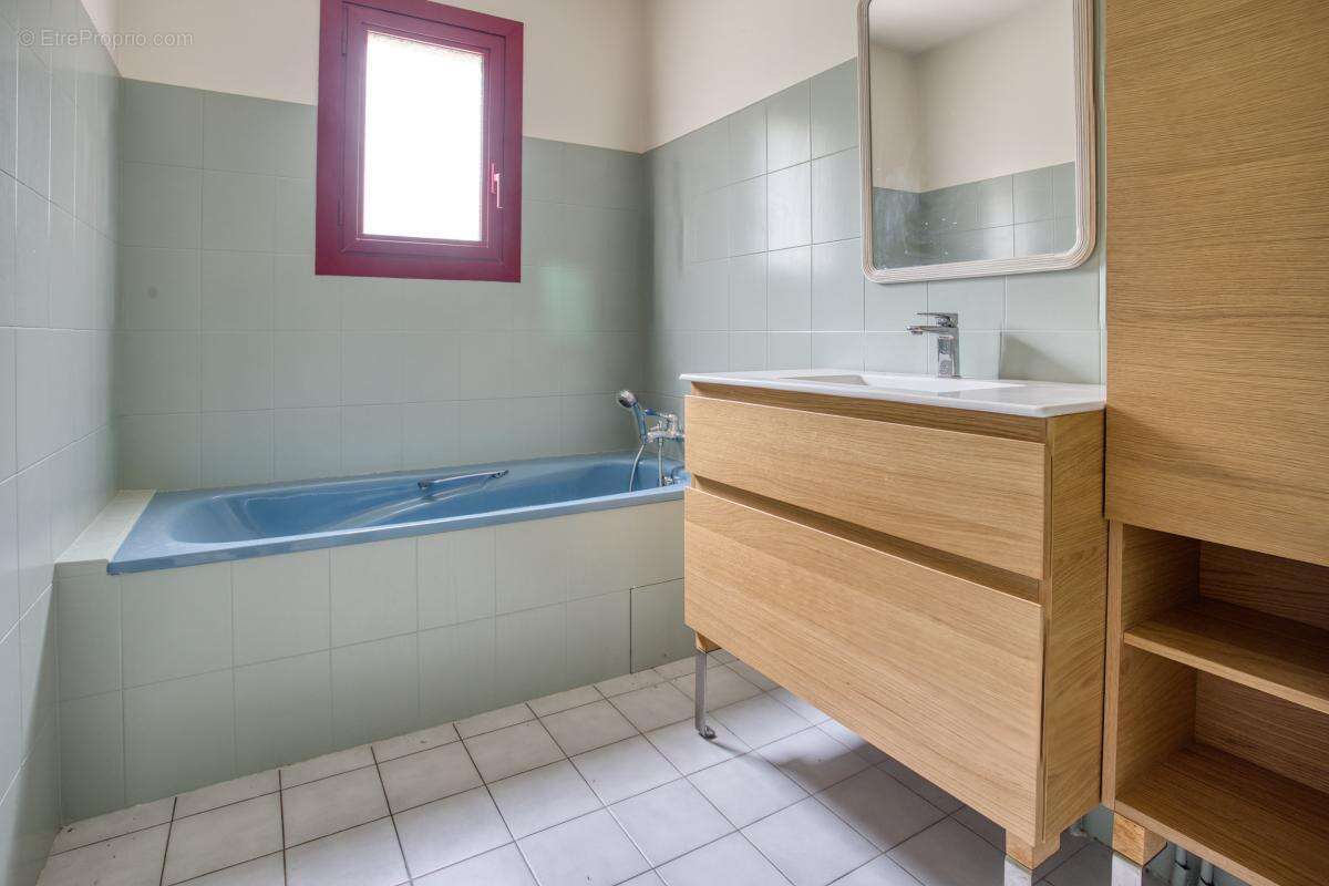 Maison 120 m² à Brantome  - photo 7