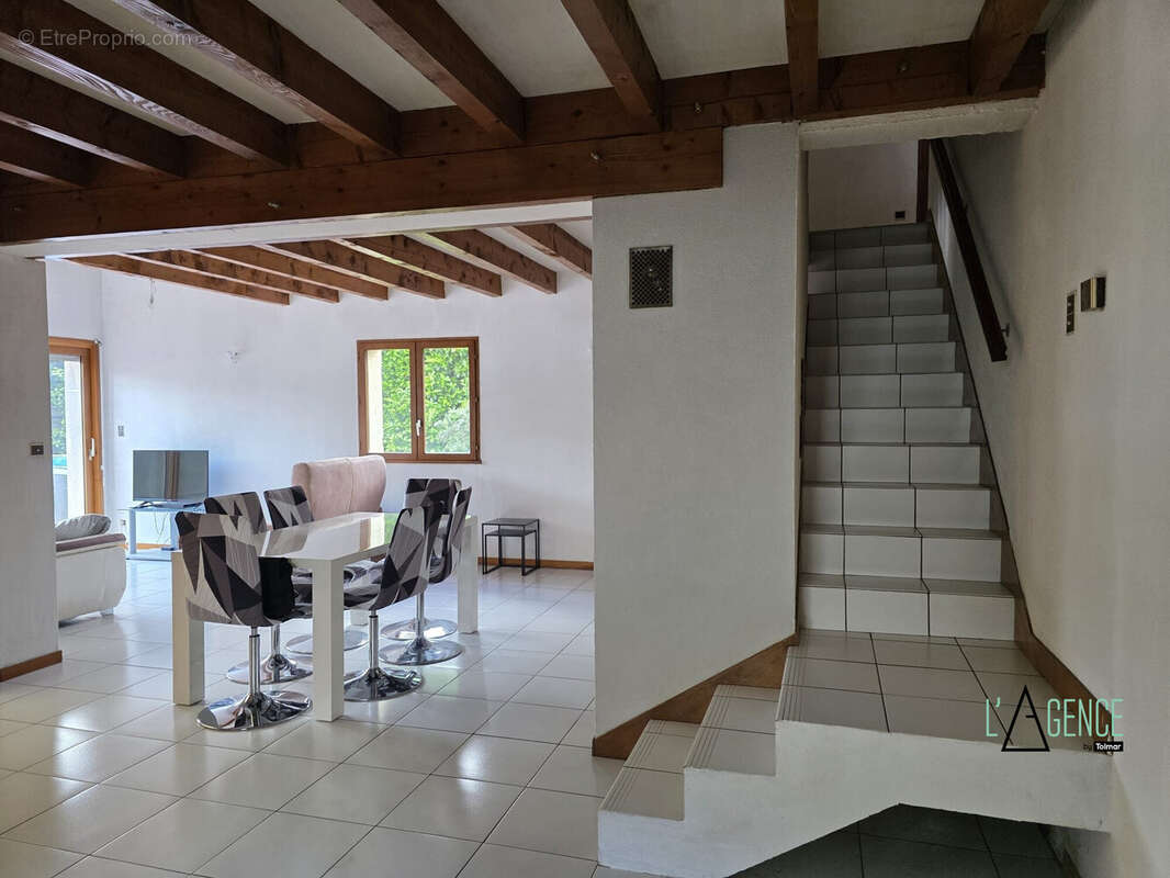Maison 133 m² à Blanquefort  - photo 5