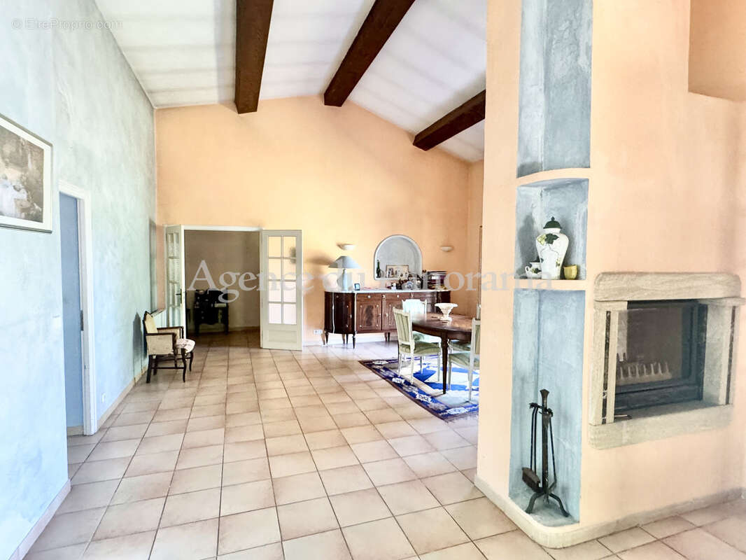 Maison à PEYMEINADE