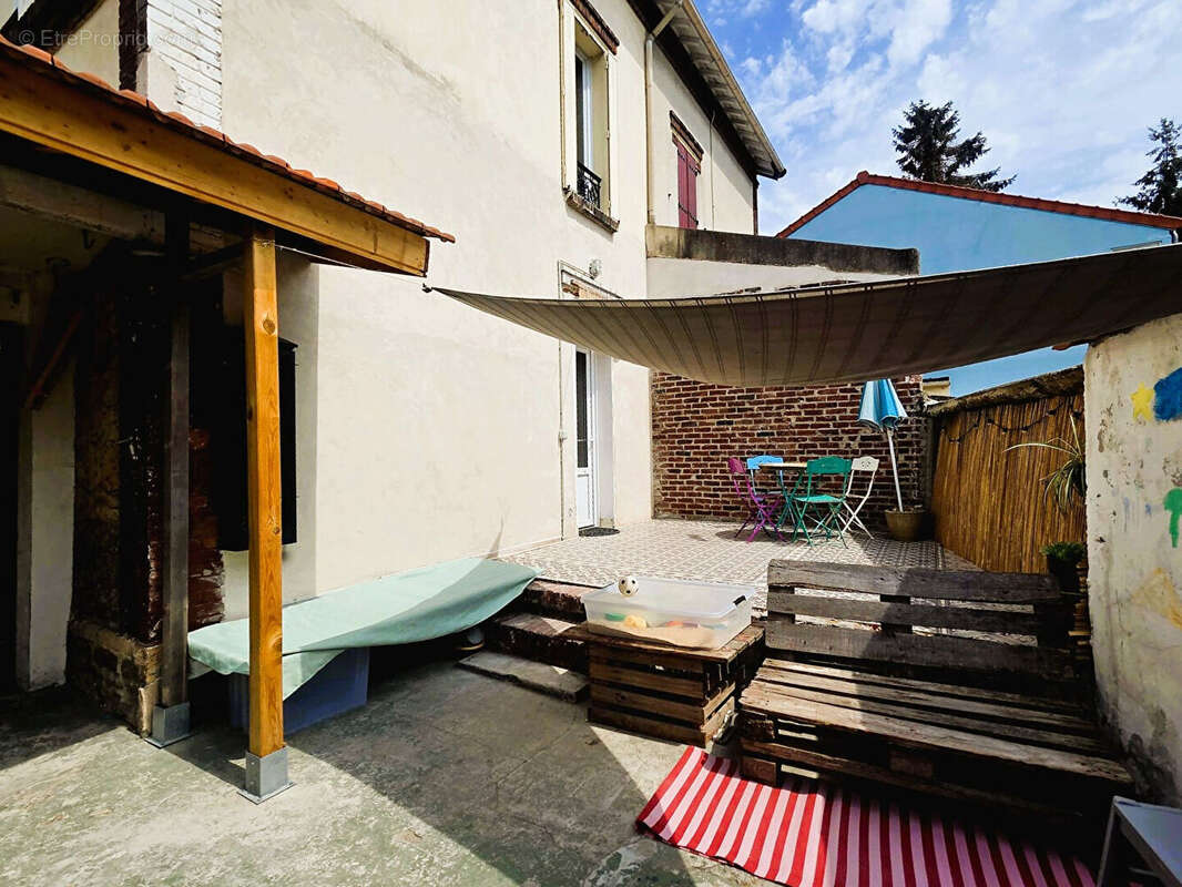 Maison Noisy Le Sec 6 pièces106 m2 - photo 2