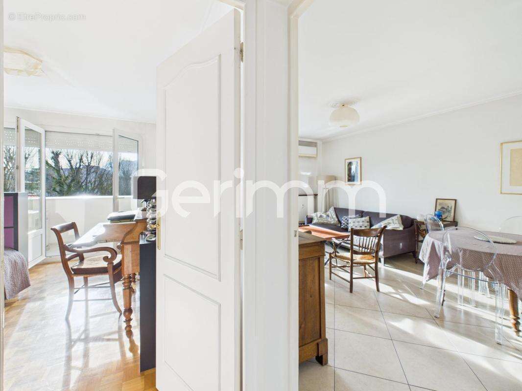 Appartement à MEYLAN