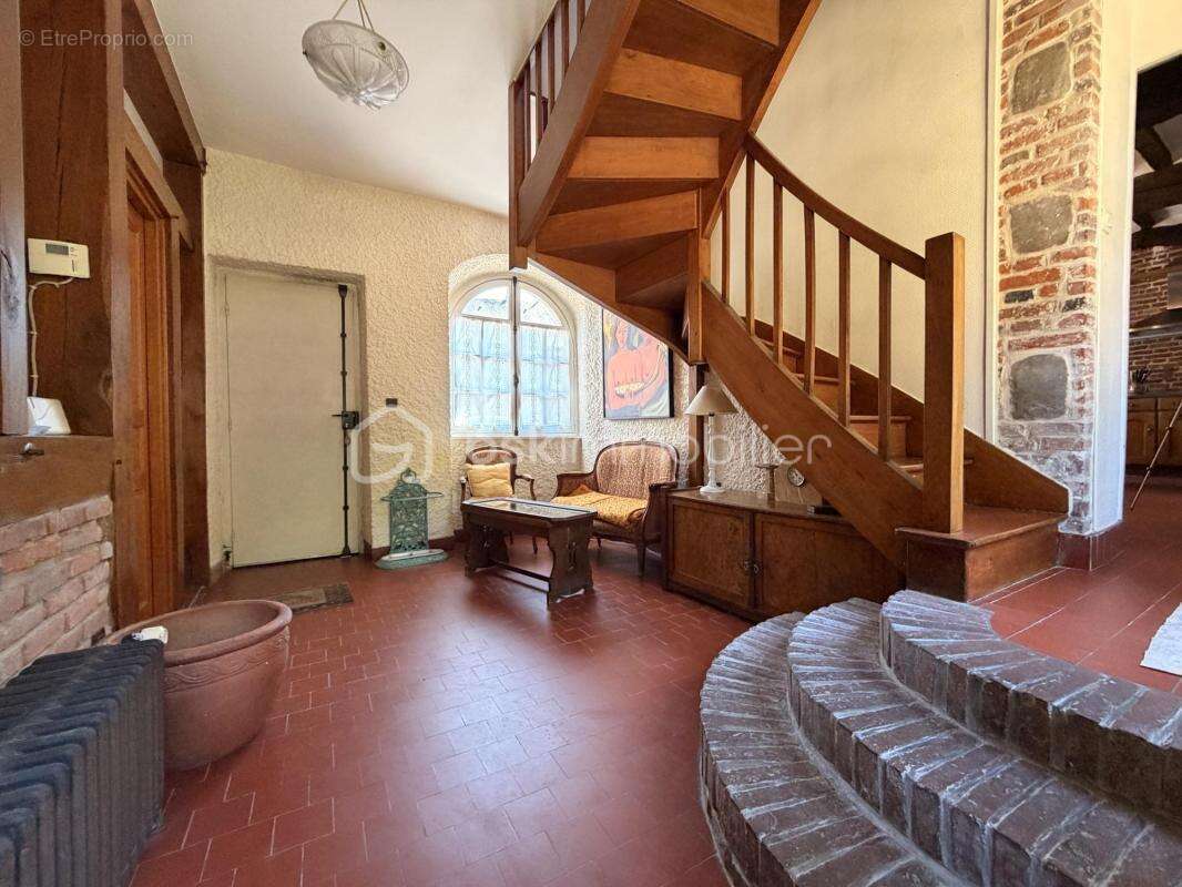 À VENDRE – ANCIEN BAILLIAGE D’ARQUES-LA-BATAILLE - Une demeure de caractère chargée d’histoire ! - photo 2