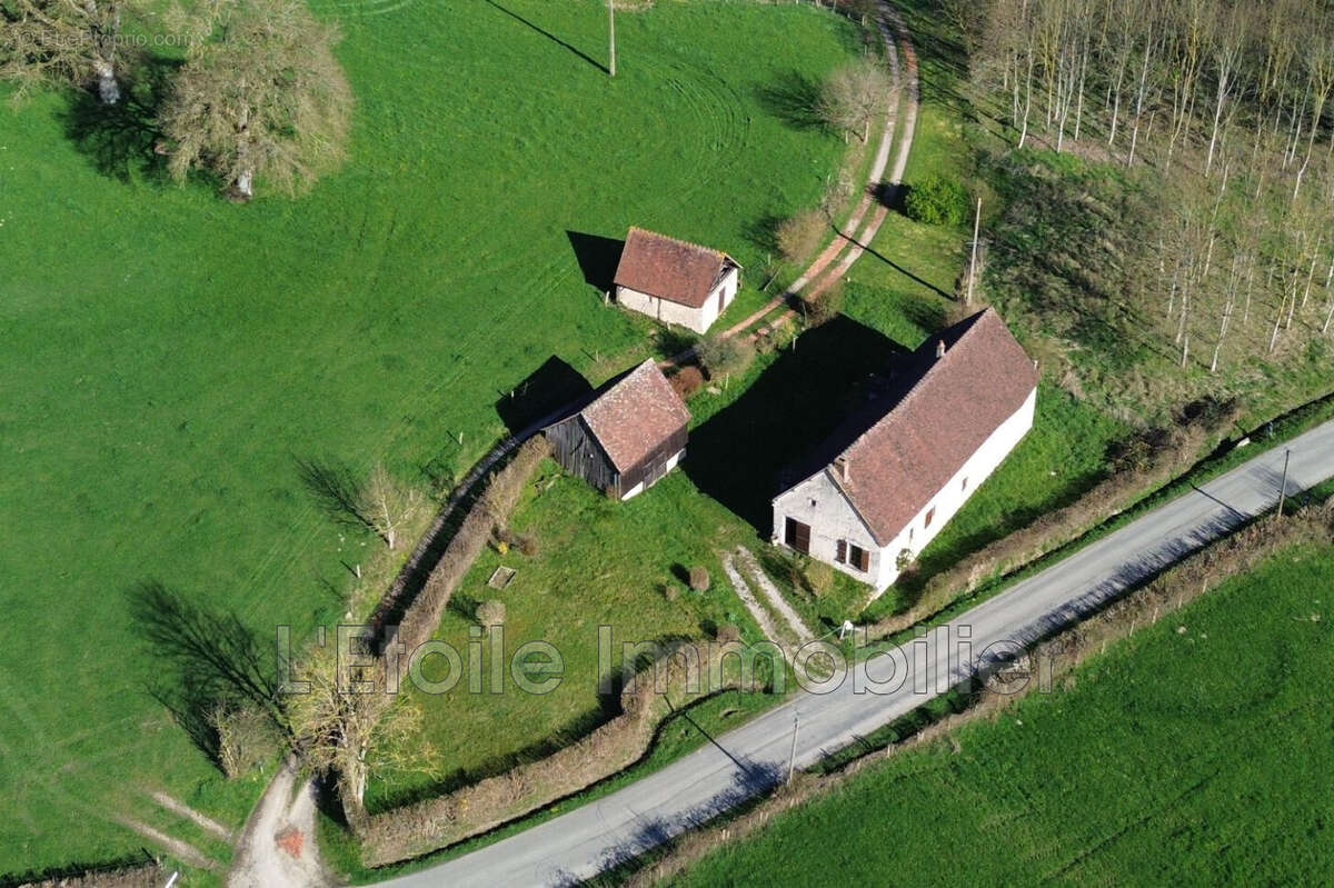 Maison à SAINT-DENIS-SUR-HUISNE