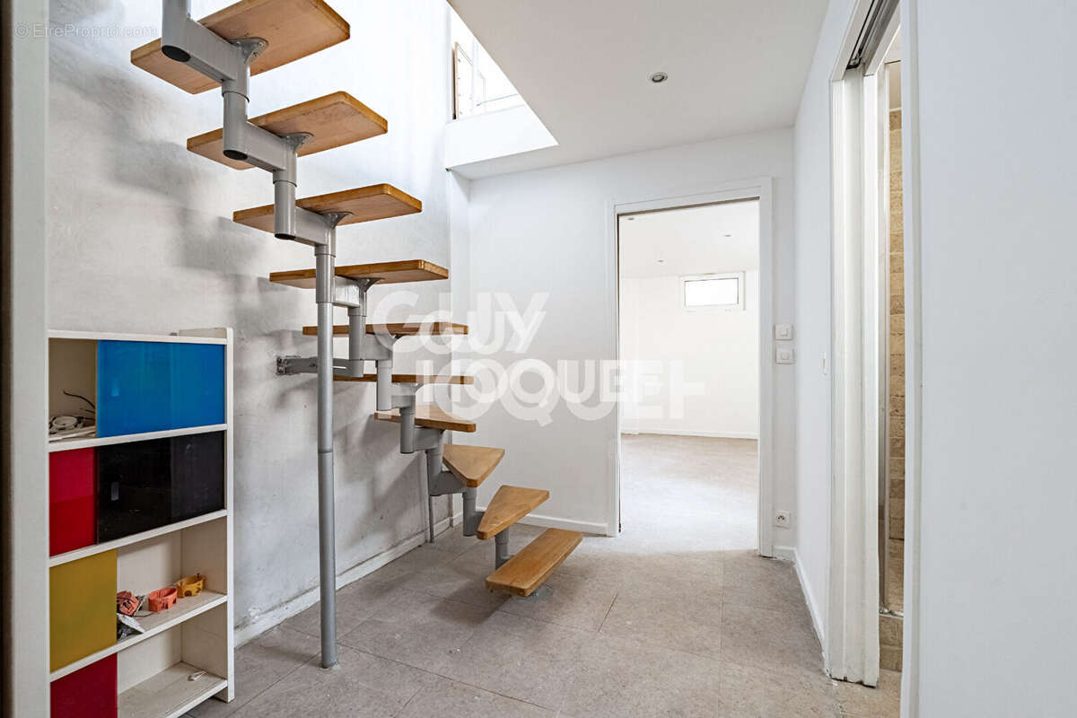 Maison à ASNIERES-SUR-SEINE