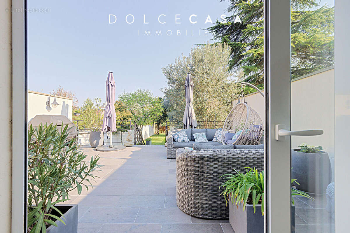 Maison à ROSNY-SOUS-BOIS