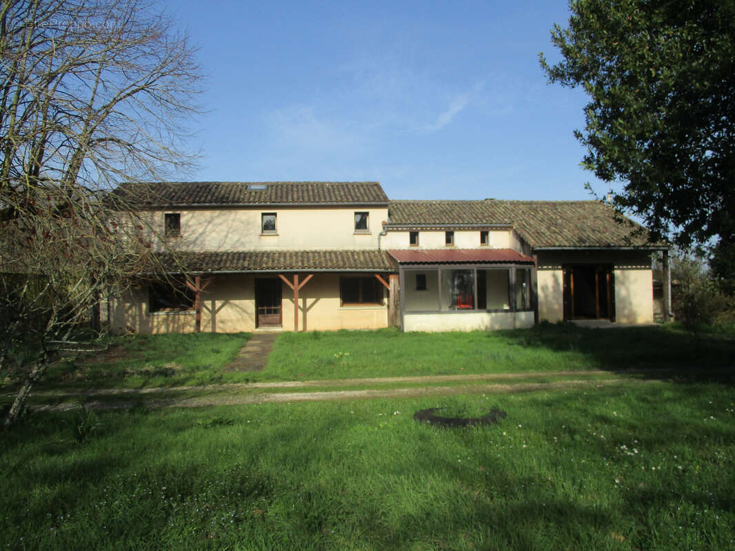 Maison à BRUX