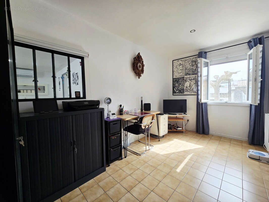 Maison à L'ISLE-SUR-LA-SORGUE