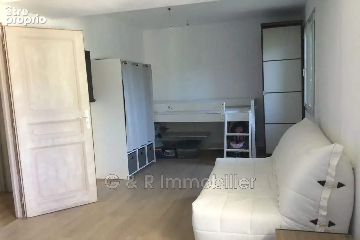Maison 110 m² à Peypin  - photo 6