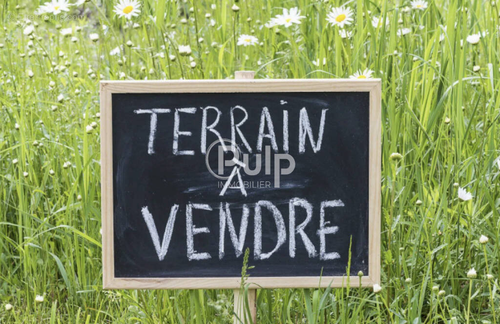 Terrain à LIEVIN
