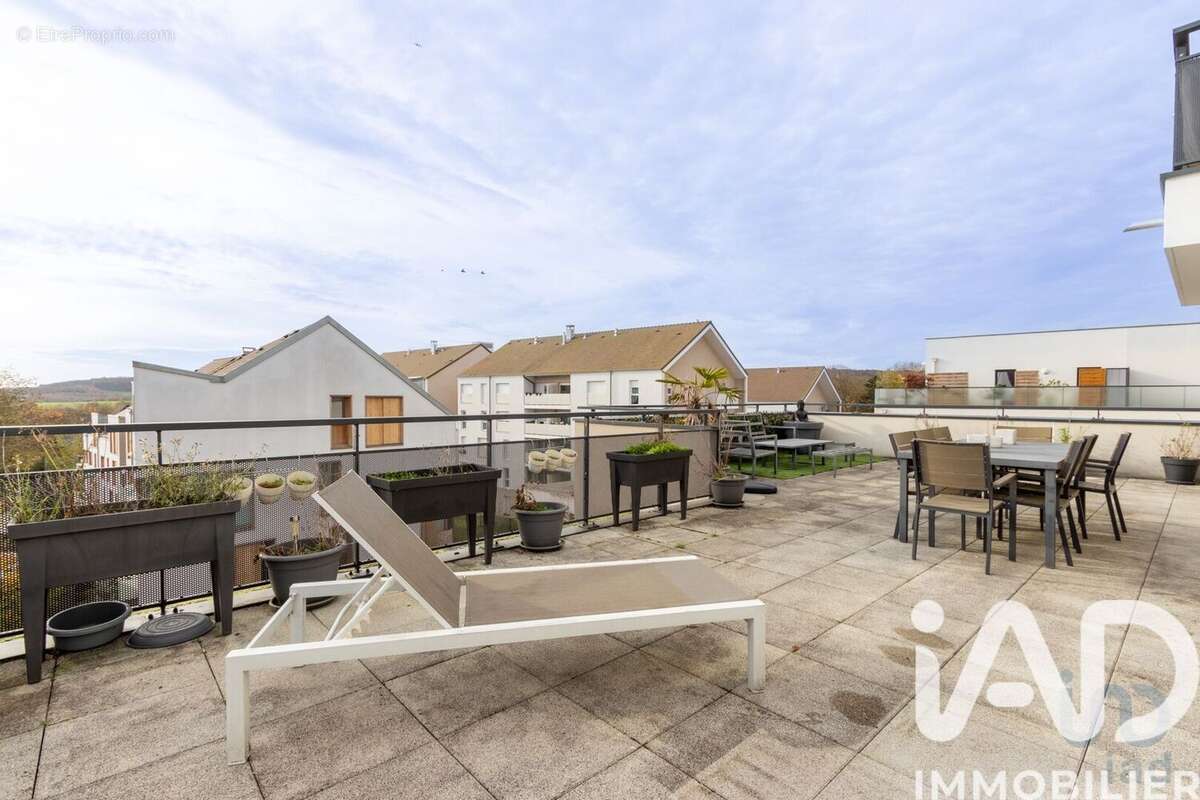 Photo 2 - Appartement à JOUY-LE-MOUTIER