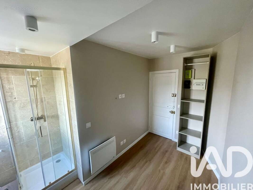 Photo 3 - Appartement à PARIS-16E