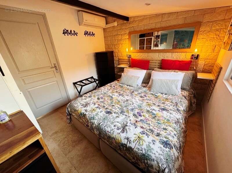 Appartement à MARSEILLE-6E