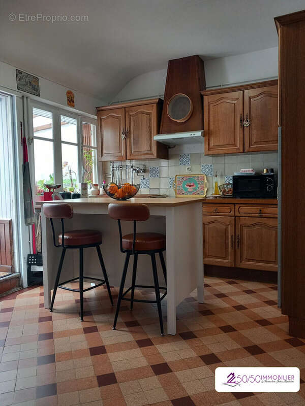 Maison à PLEYBER-CHRIST