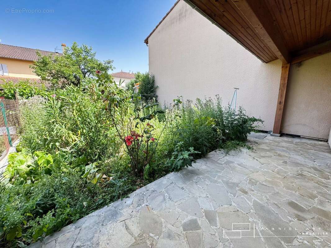 Maison 93 m² à Auch  - photo 4