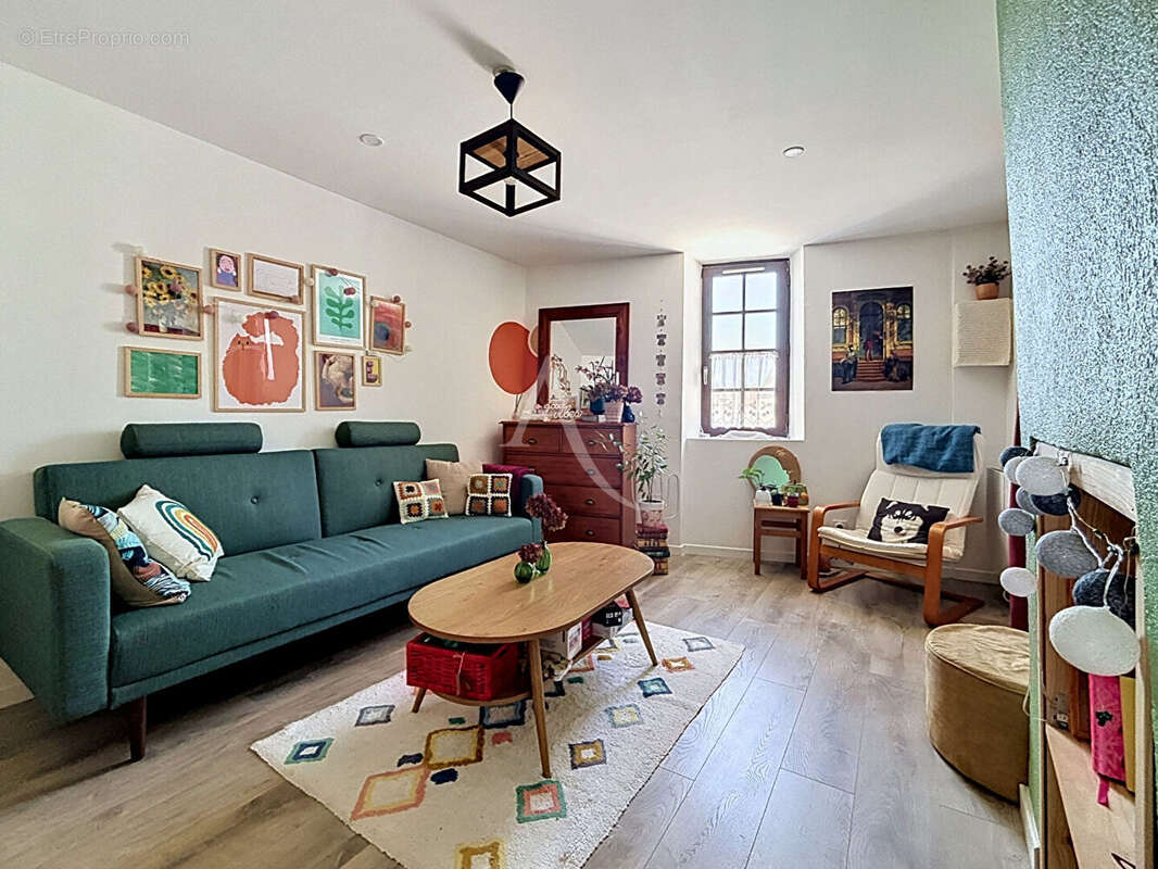 Appartement Laval 2 pièce(s) 33.94 m2 - photo 2