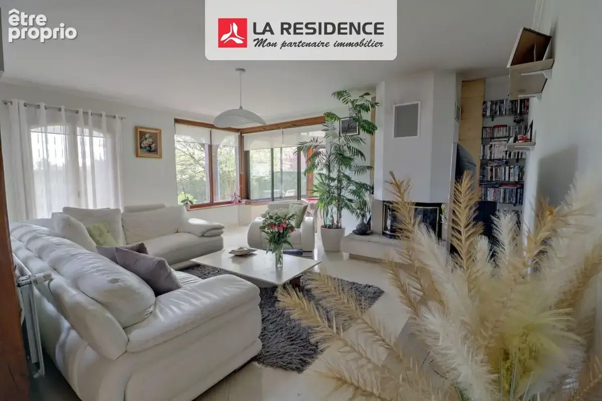 Maison 7 pièces 185 m² à vendre à Deville-Les-Rouen (76250) - photo 2