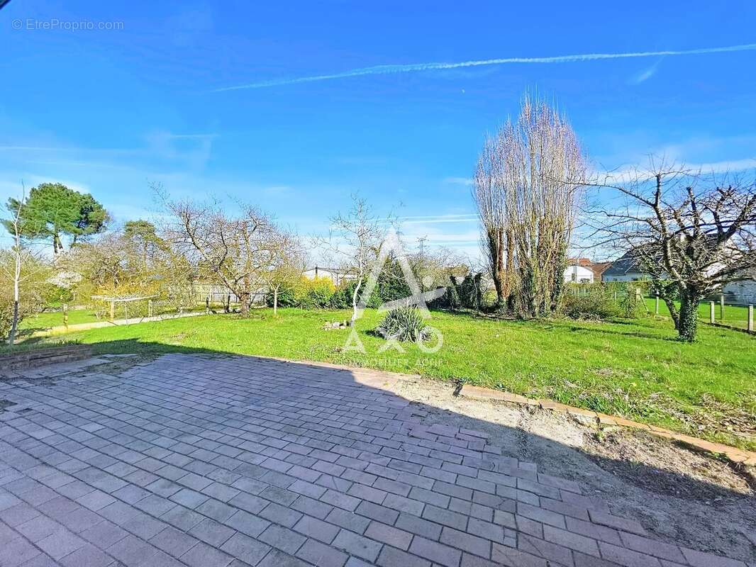 Maison à VILLEMANDEUR