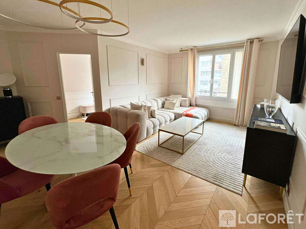 Appartement à BOULOGNE-BILLANCOURT