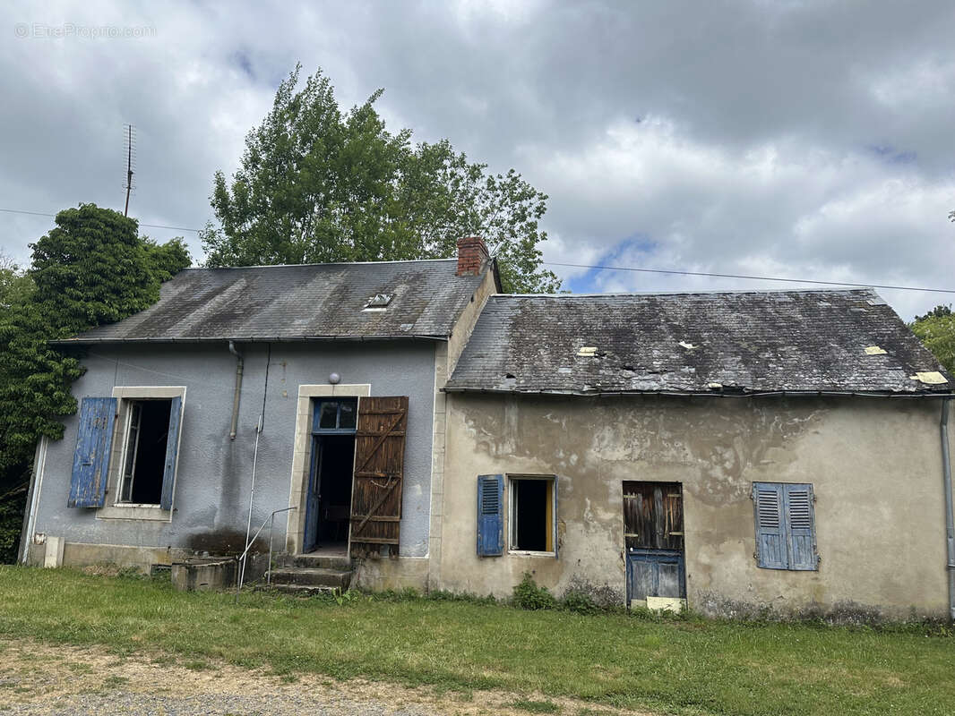 Terrain à SAINT-LEGER-DES-VIGNES