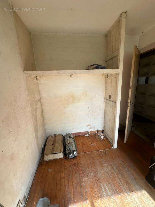 Grenay – Maison à fort potentiel de 140 m² avec terrain constructible - photo 7