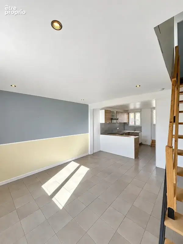 T3 avec garage - photo 3