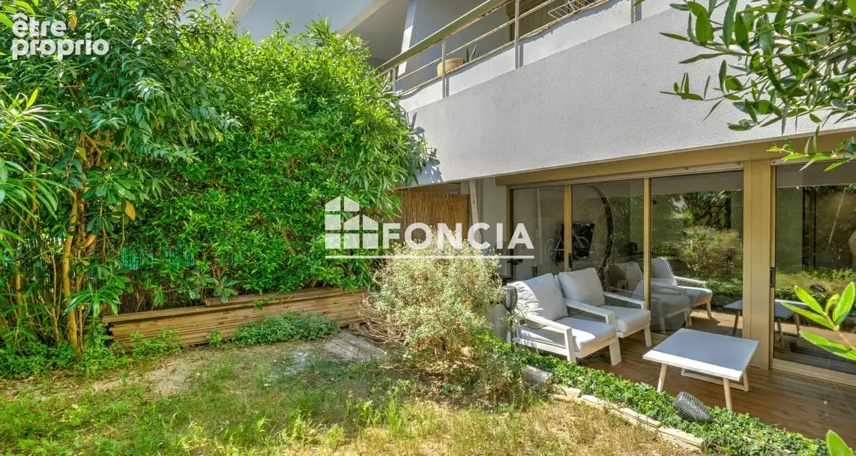 Appartement à VILLENEUVE-LOUBET