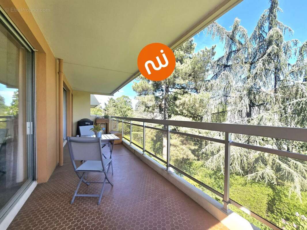 Appartement à TASSIN-LA-DEMI-LUNE