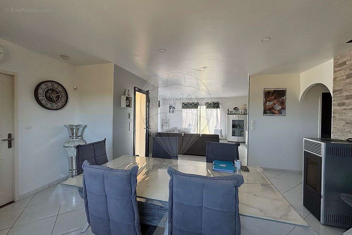 Maison à SAINT-SULPICE-DE-ROYAN