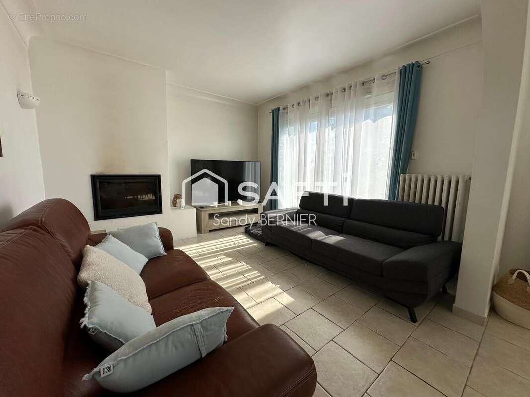 Photo 3 - Maison à ITEUIL