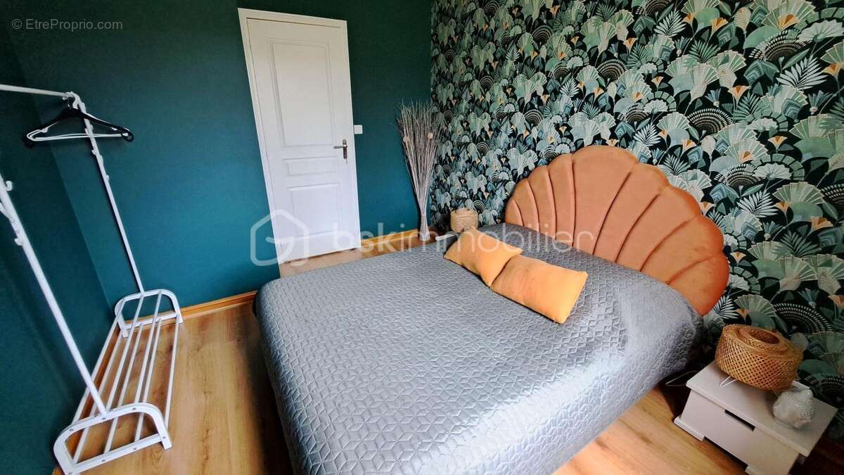 Maison à SAINT-ASTIER